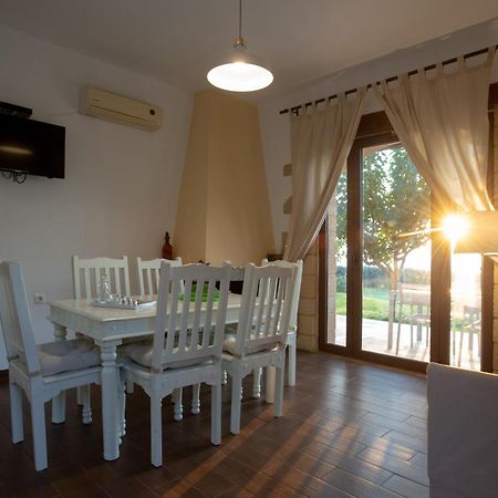 פלאסרנה Sunset Villas מראה חיצוני תמונה