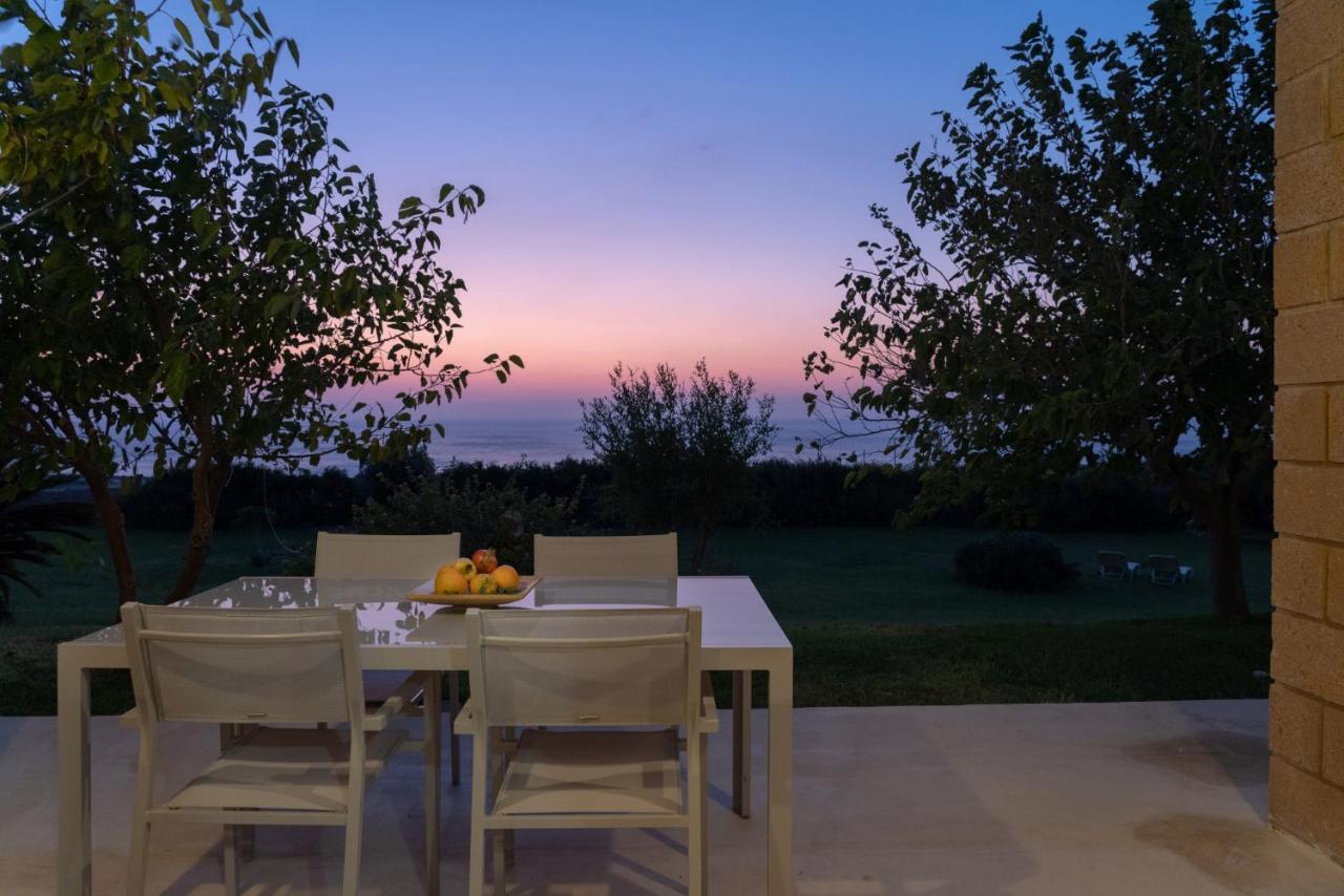 פלאסרנה Sunset Villas מראה חיצוני תמונה