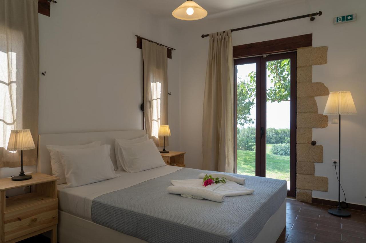 פלאסרנה Sunset Villas מראה חיצוני תמונה