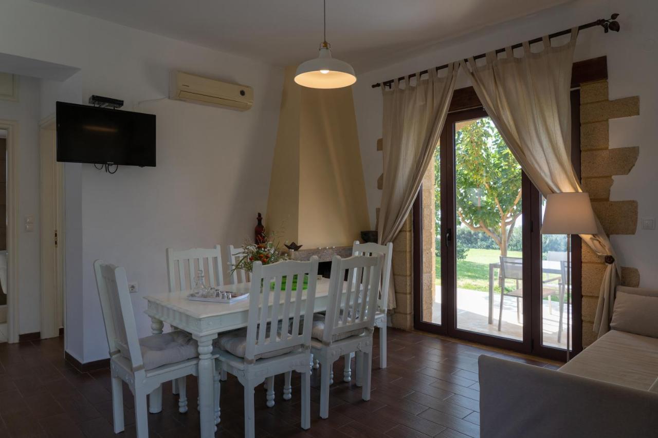 פלאסרנה Sunset Villas מראה חיצוני תמונה