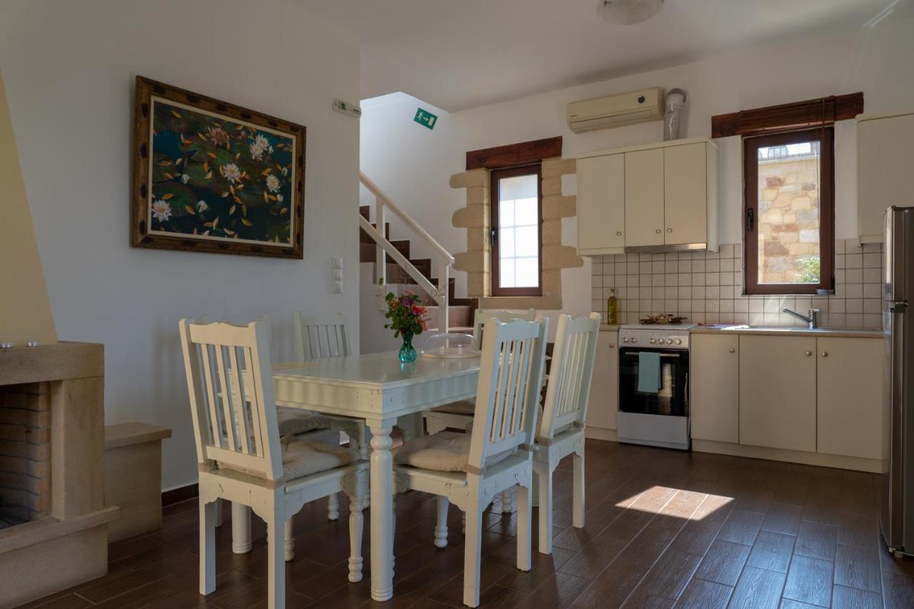 פלאסרנה Sunset Villas מראה חיצוני תמונה